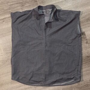 FIGS women's Rafaela heather grey scrub top medium